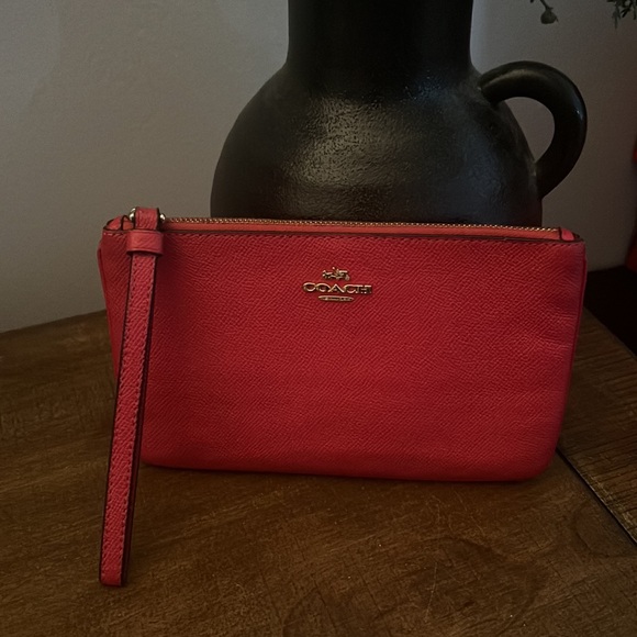 Coach Zip Top Tote (with matching pouch) - Picture 9 of 9